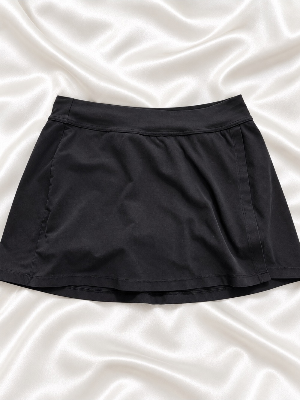 OFFLINE by Aerie Women’s Black Athletic Skort Size M